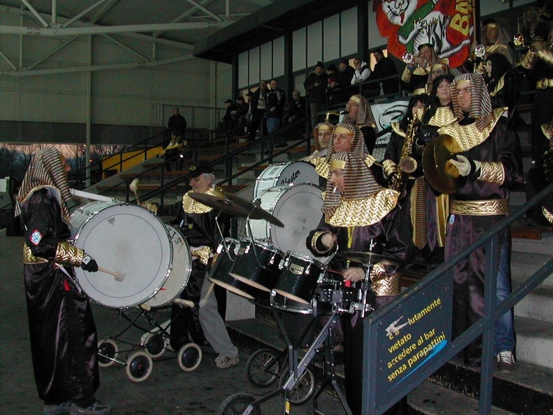 chiasso_pista_del_ghiaccio_08 (11).jpg